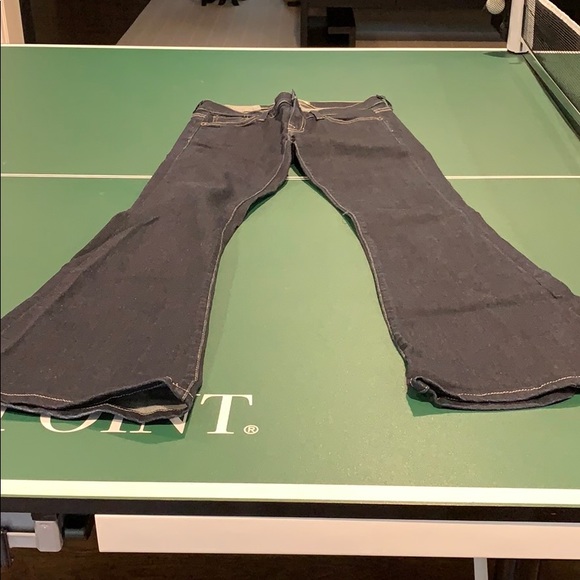 Textile by Elizabeth and James jeans - Picture 2 of 4